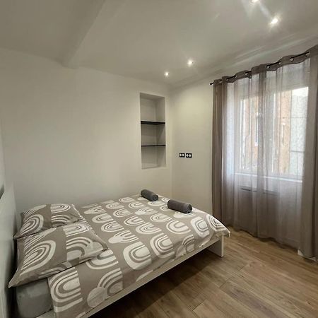 T2 Renove A 15 Min De Lyon Apartment Pierre Benite Bagian luar foto